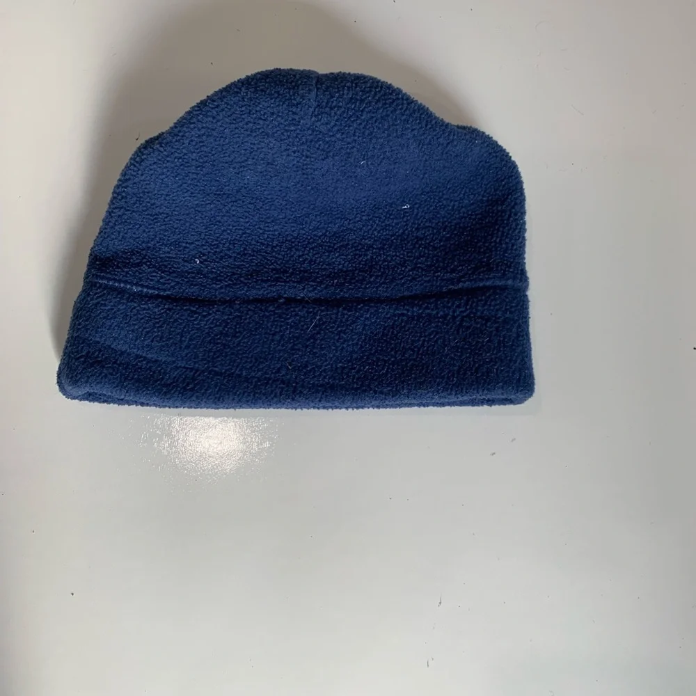 Patagonia Kids Navy Fleece Hat For Cold Weather.